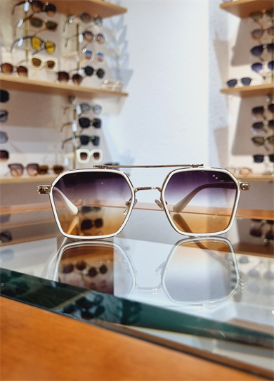 Denis Krem Çerçeve Renkli Lens Güneş Gözlüğü