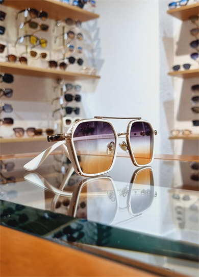 Denis Krem Çerçeve Renkli Lens Güneş Gözlüğü