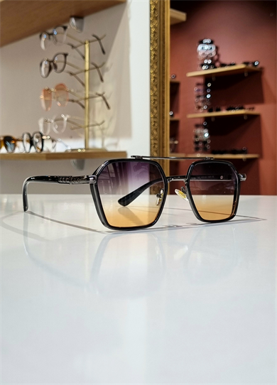 Denis Siyah Çerçeve Renkli Lens Güneş Gözlüğü