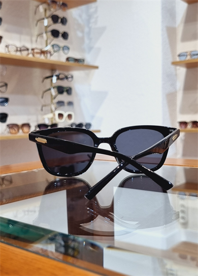 Herna Siyah Güneş Gözlüğü