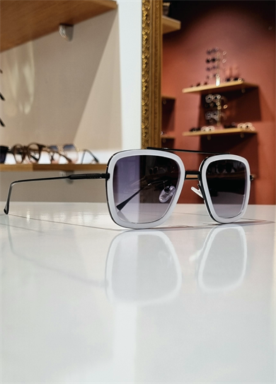 Hugo Beyaz Renk Güneş Gözlüğü