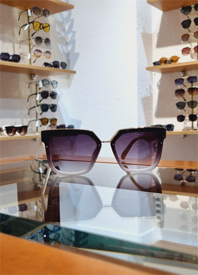 Kelly Krem Renkli Güneş Gözlüğü