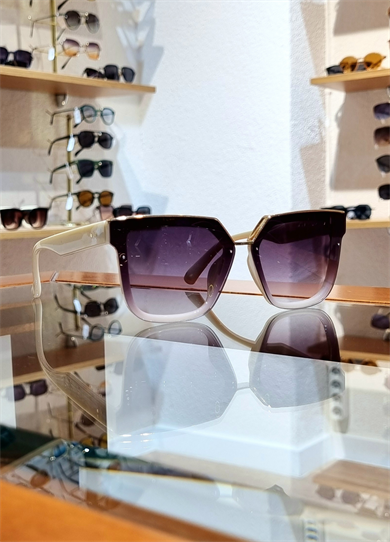 Kelly Krem Renkli Güneş Gözlüğü