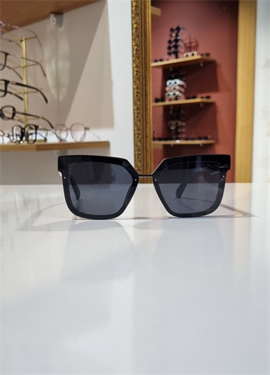 Kelly Small All Black Güneş Gözlüğü