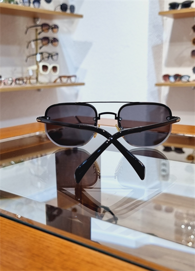 Marcel Gold Detaylı Siyah Güneş Gözlüğü