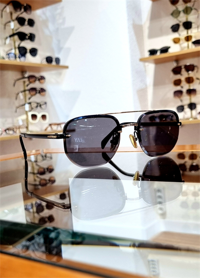 Marcel Gold Detaylı Siyah Güneş Gözlüğü