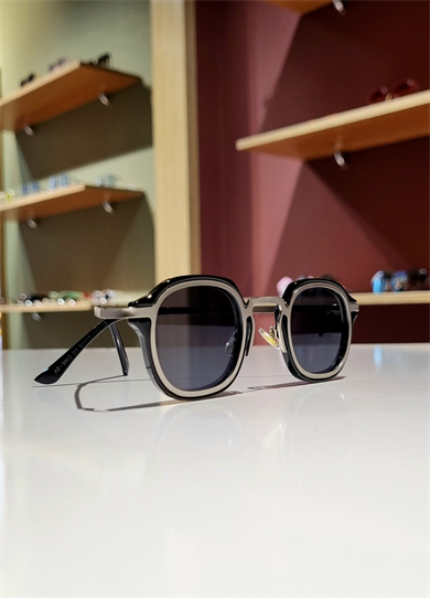 Marta Metallic Gray Frame Black Colored Güneş Gözlüğü