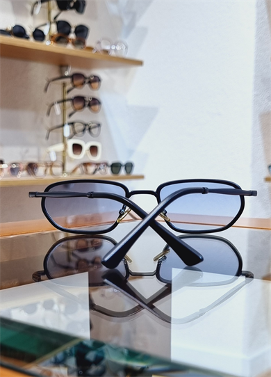 Miranda Mavi Güneş Gözlüğü