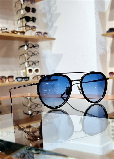 Monroe Siyah Çerçeve Mavi Lens Güneş Gözlüğü