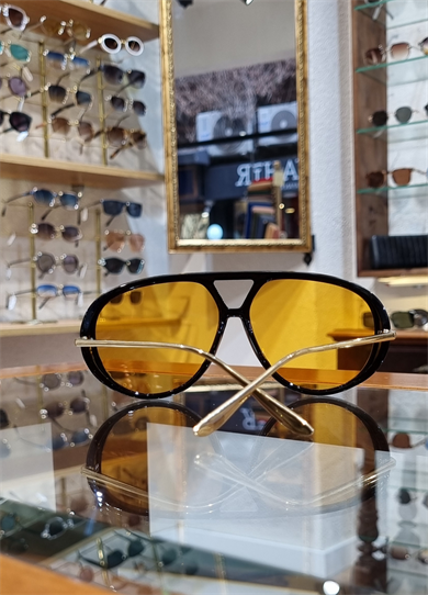 Olympias Siyah Çerçeve Orange CamGüneş Gözlüğü