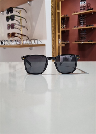 Paris Siyah Güneş Gözlüğü