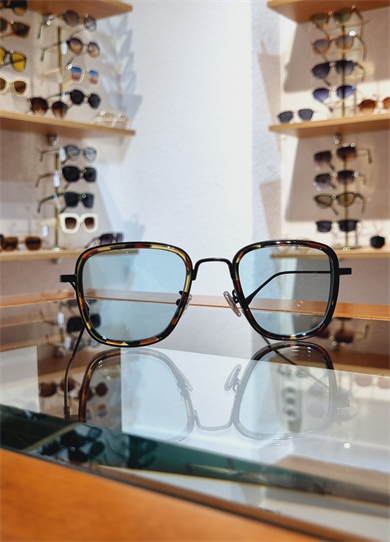 Soprano Tasarım Desenli Çerçeve Renkli Lens Güneş Gözlüğü