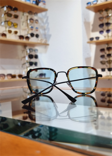 Soprano Tasarım Desenli Çerçeve Renkli Lens Güneş Gözlüğü