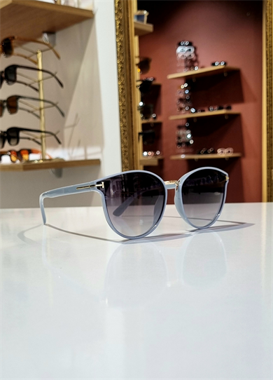 Tomris Gri Renk Güneş Gözlüğü