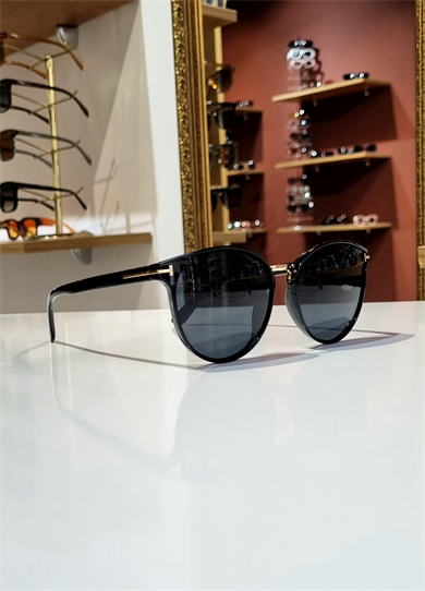 Tomris Siyah Güneş Gözlüğü