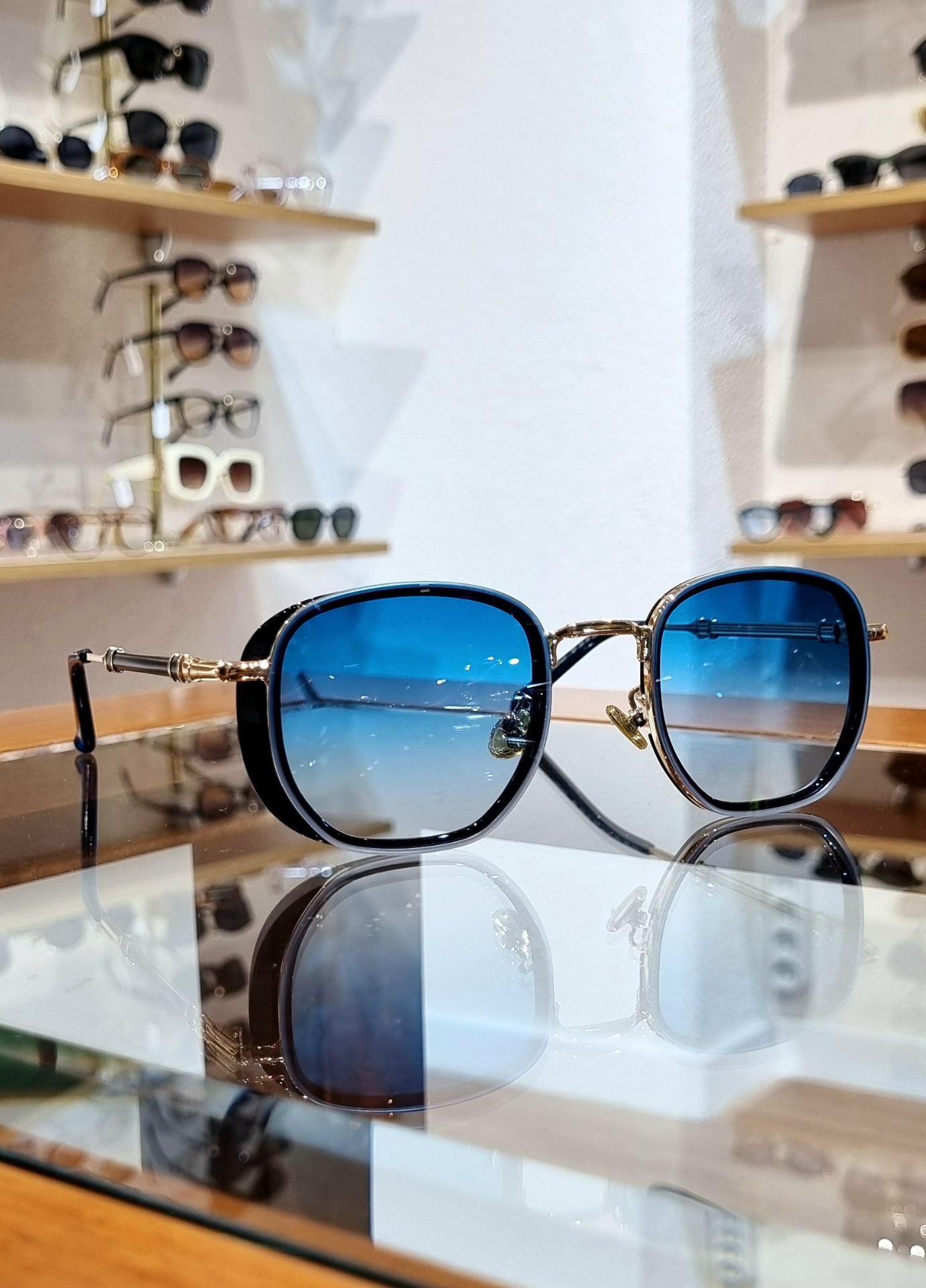 Merlot Mavi Lens Black&Gold Güneş Gözlüğü