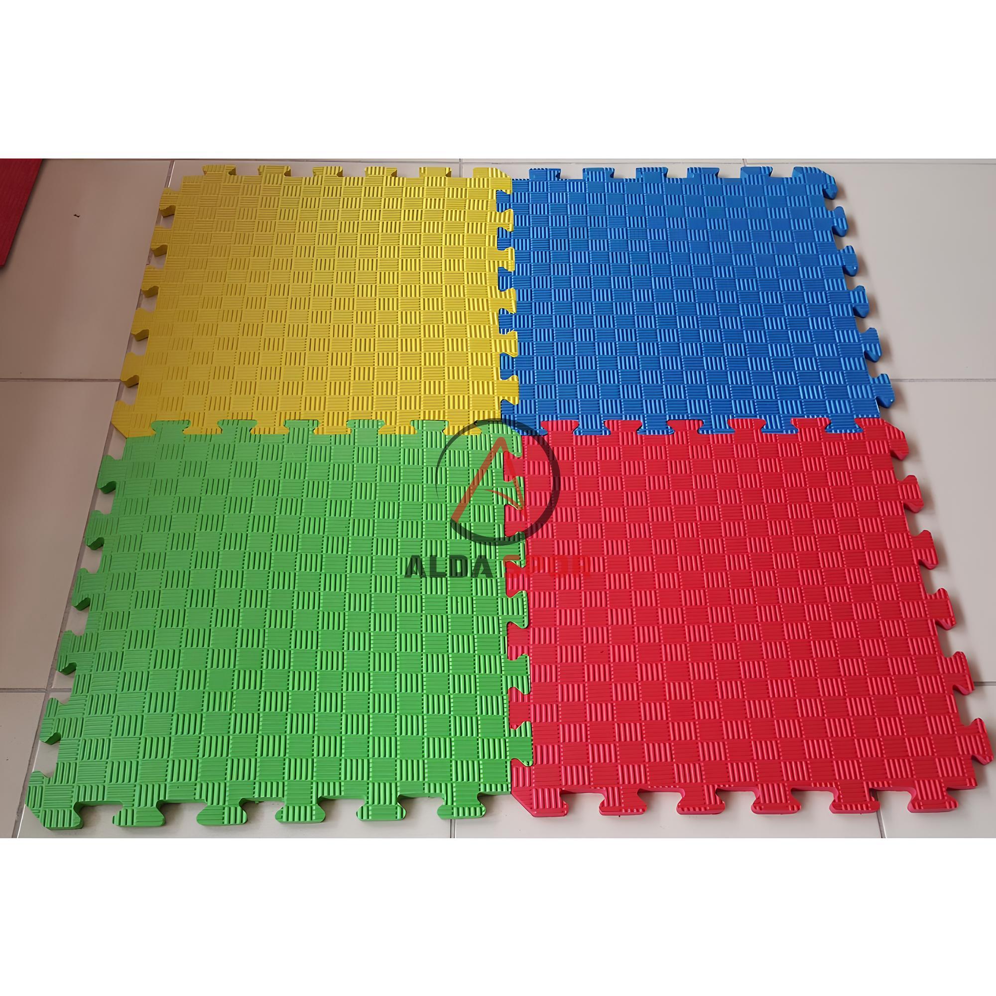 13 mm. Tatami Yer Döşemesi 50x50 cm.