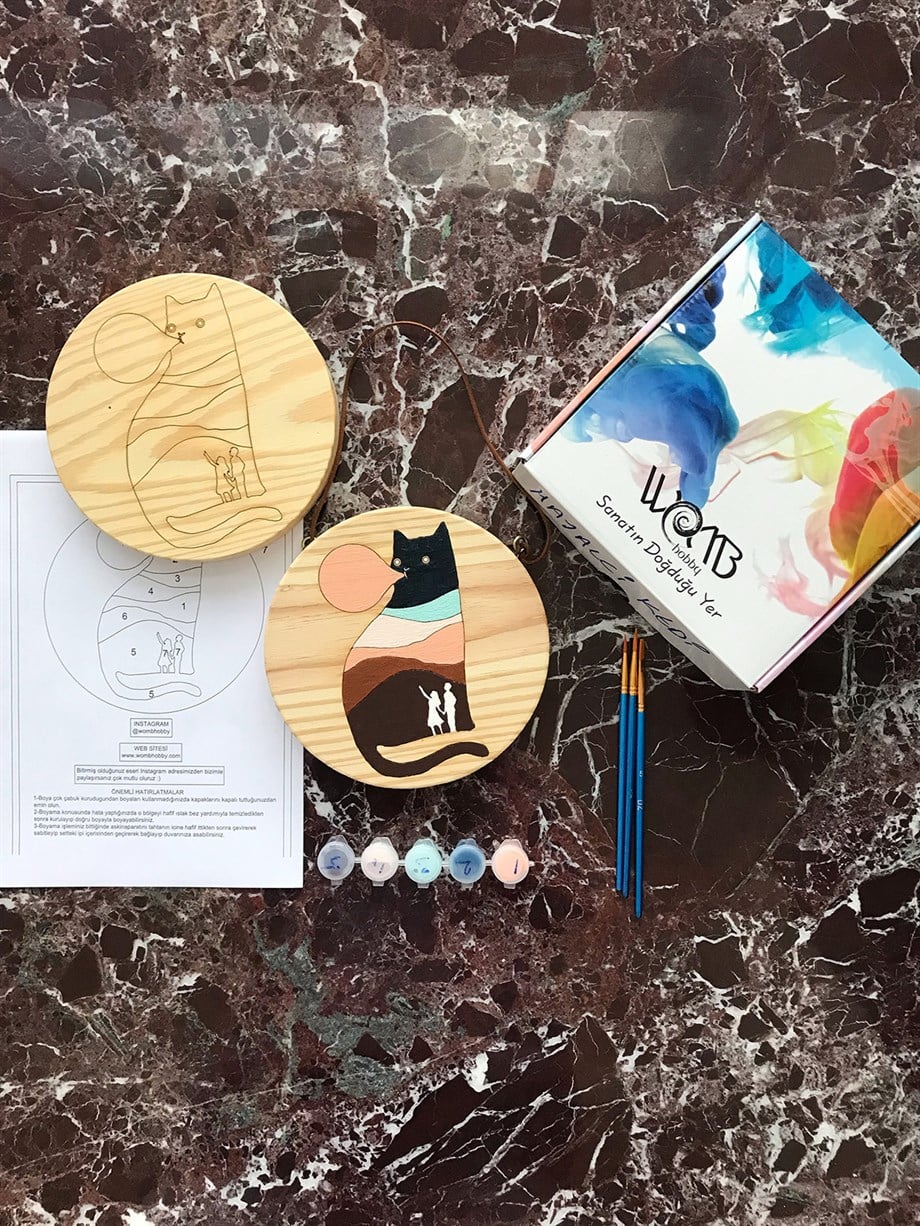 Hayalci Kedi Ahşap Boyama Seti(doğal amerikan çamı 19 cm çap 2.5 cm kalınlık)