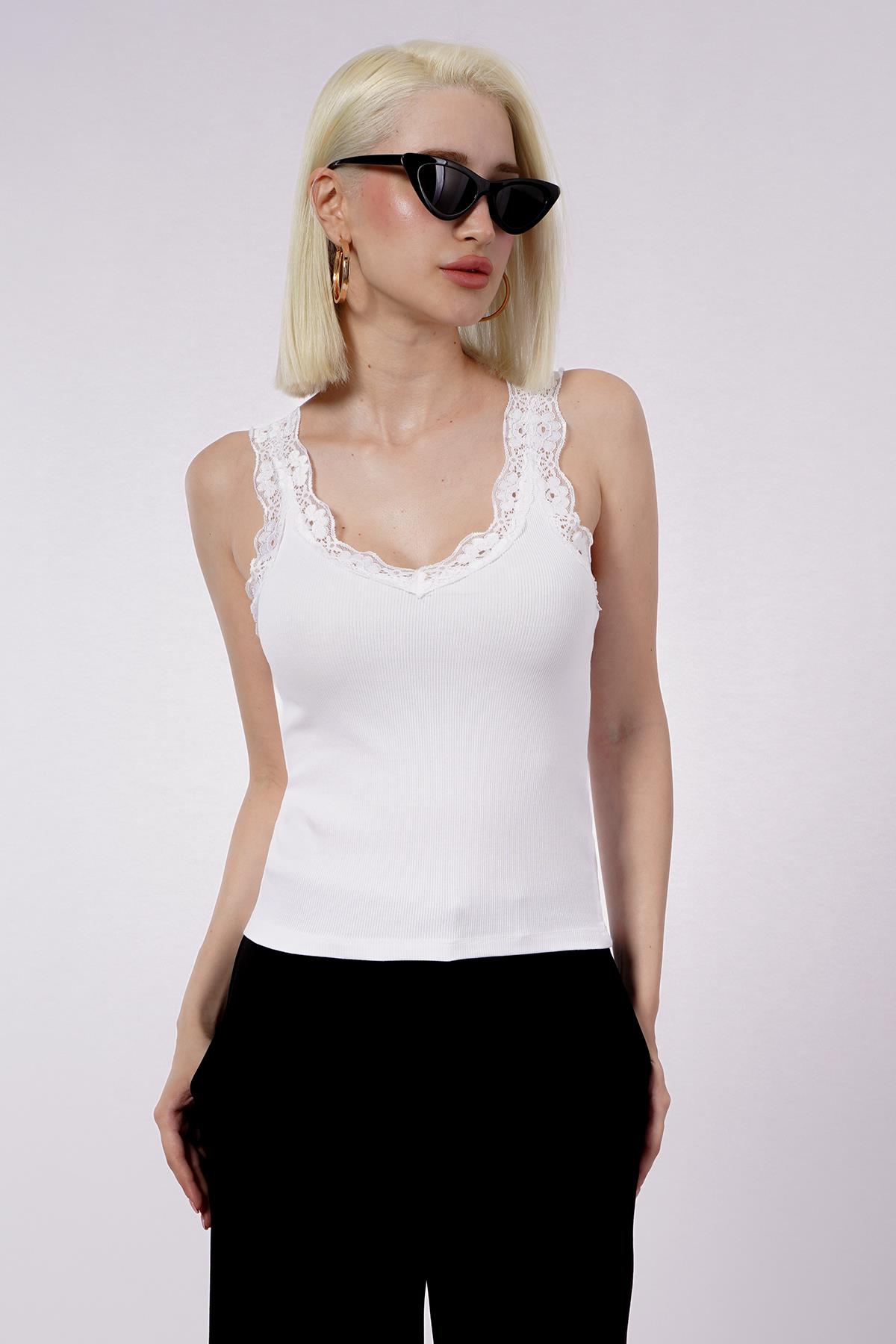 Beyaz Dantelli Basic Kadın Atlet SH251