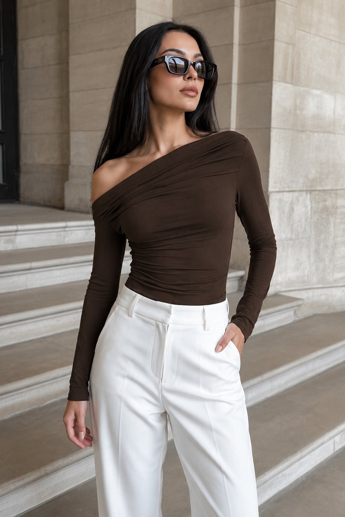 Kahverengi Kayık Yaka Büzgülü Kadın body Sh225