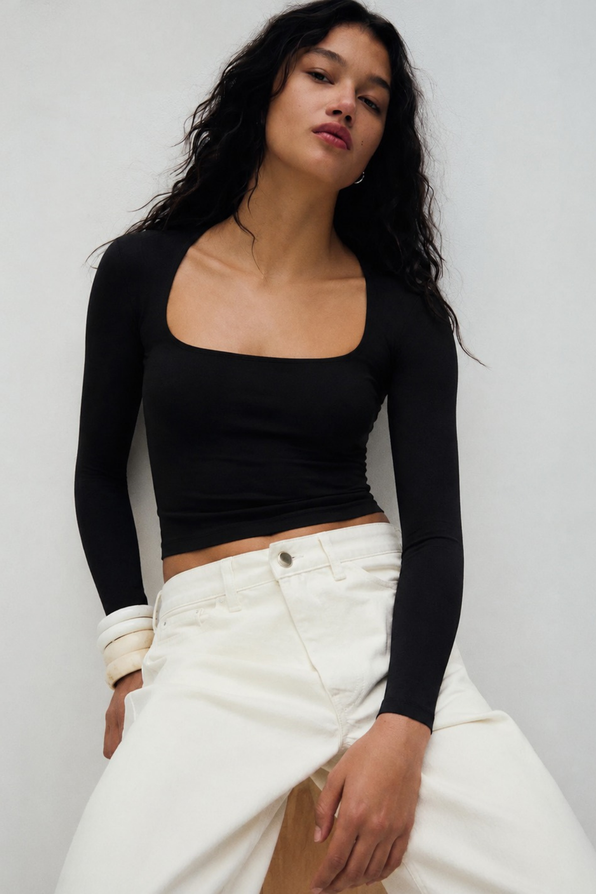 Siyah Kare Yaka Uzun Kollu Kadın Body SH206