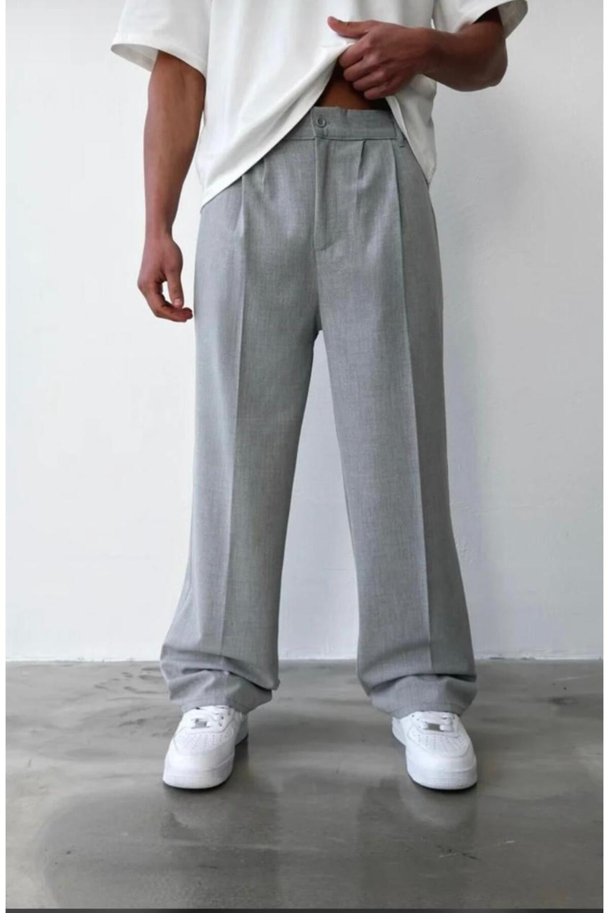 Erkek Açık Gri Baggy Fit Rahat Kesim Pileli Kumaş Pantolon