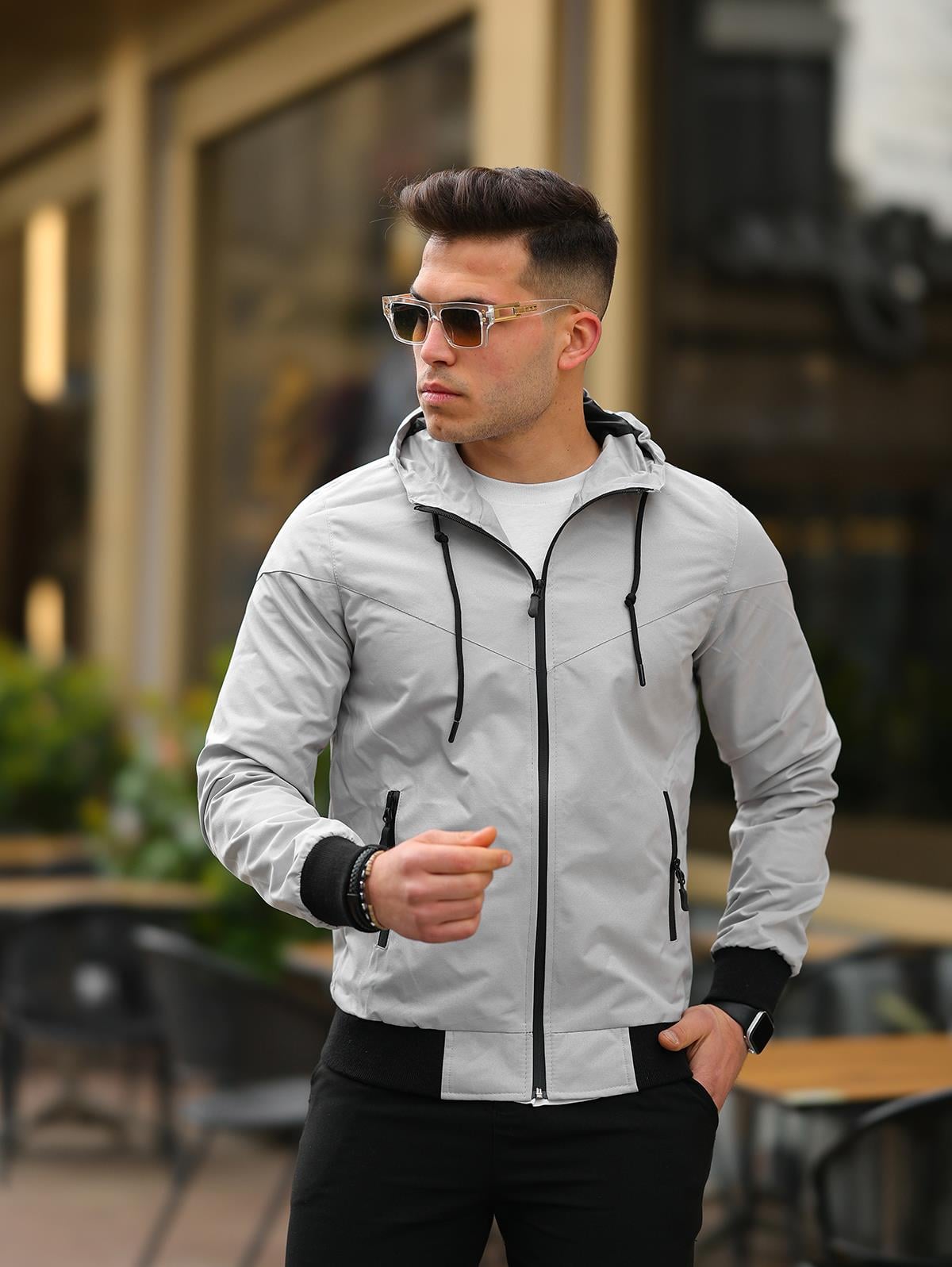 Erkek Gri Slim Fit Kapüşonlu Yağmurluk