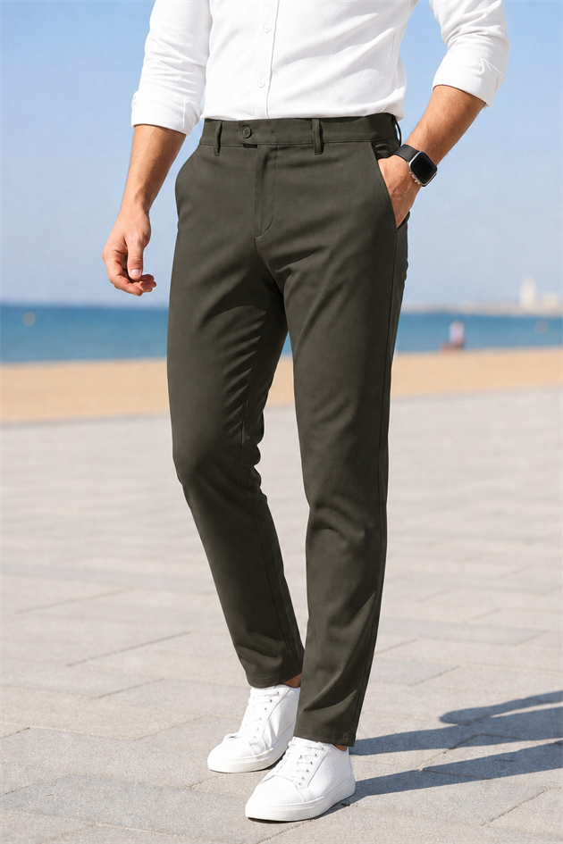 Erkek Koyu Yeşil Slim Fit Likralı Yan Cep Bilek Boy Düz Kumaş Pantolon