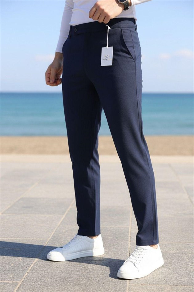 Erkek Lacivert Slim Fit Likralı Yan Cep Bilek Boy Düz Kumaş Pantolon