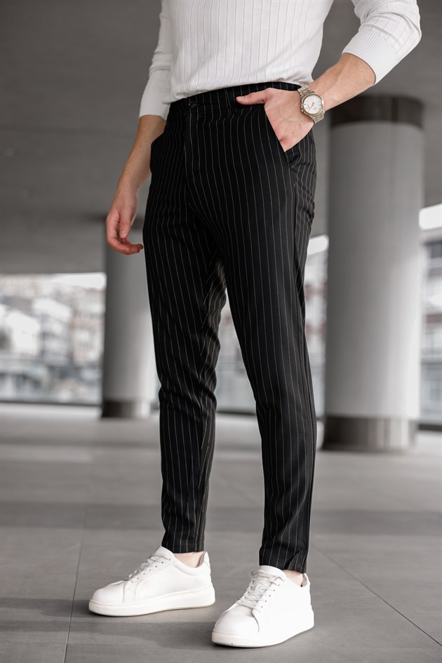 Erkek Siyah Slim Fit Çizgili Likralı Yan Cep Bilek Boy Kumaş Pantolon