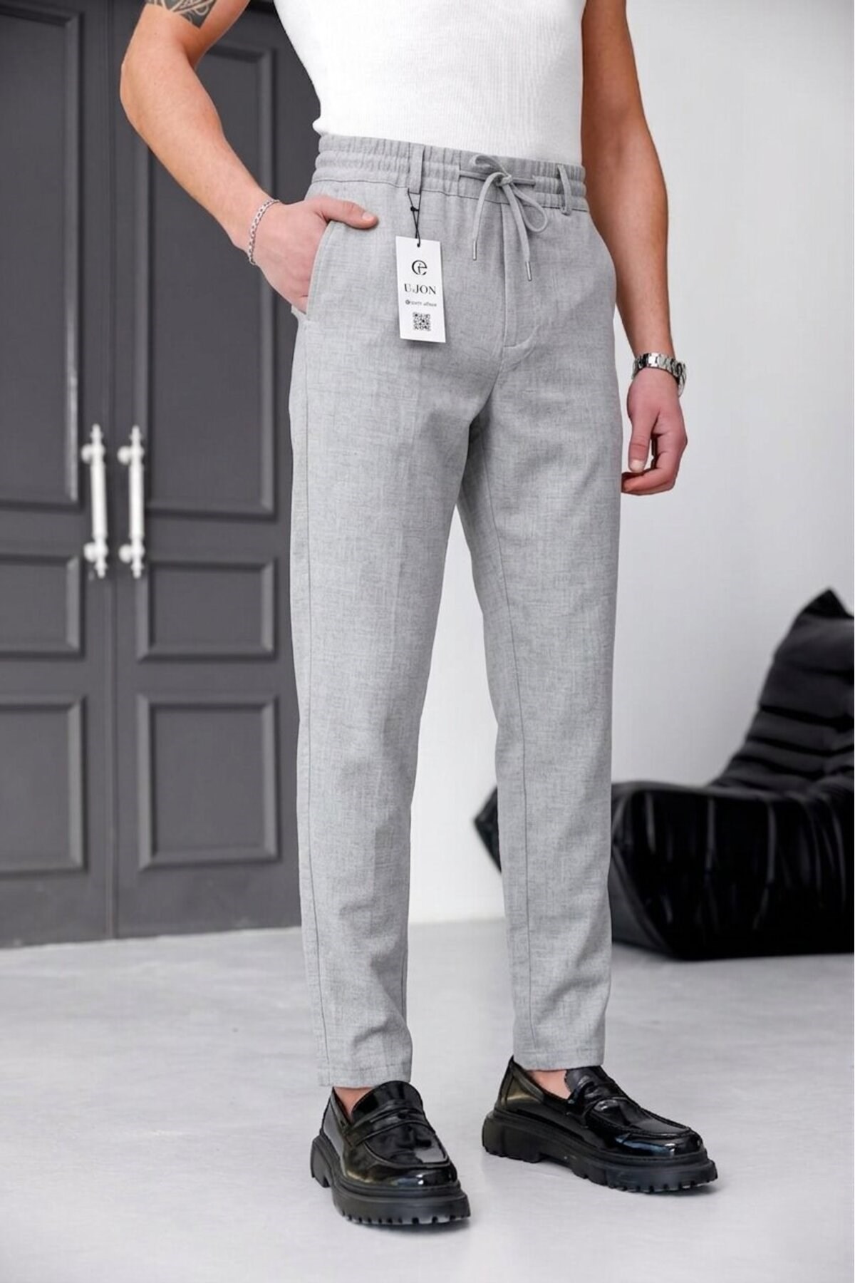 Erkek Açık Gri Slim Fit Likralı Beli Lastikli Bağcıklı Yan Cep Jogger Kumaş Pantolon