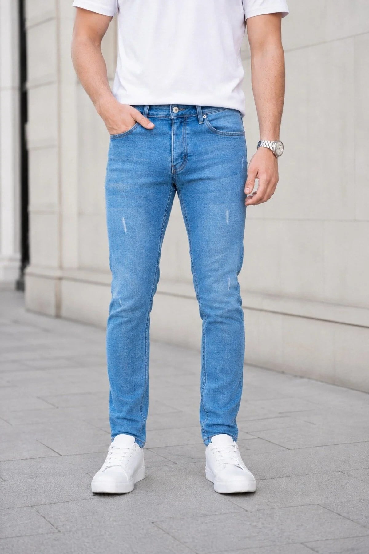 Erkek Açık Mavi Slim Fit Likralı Dar Paça Lazerli Kot Pantolon