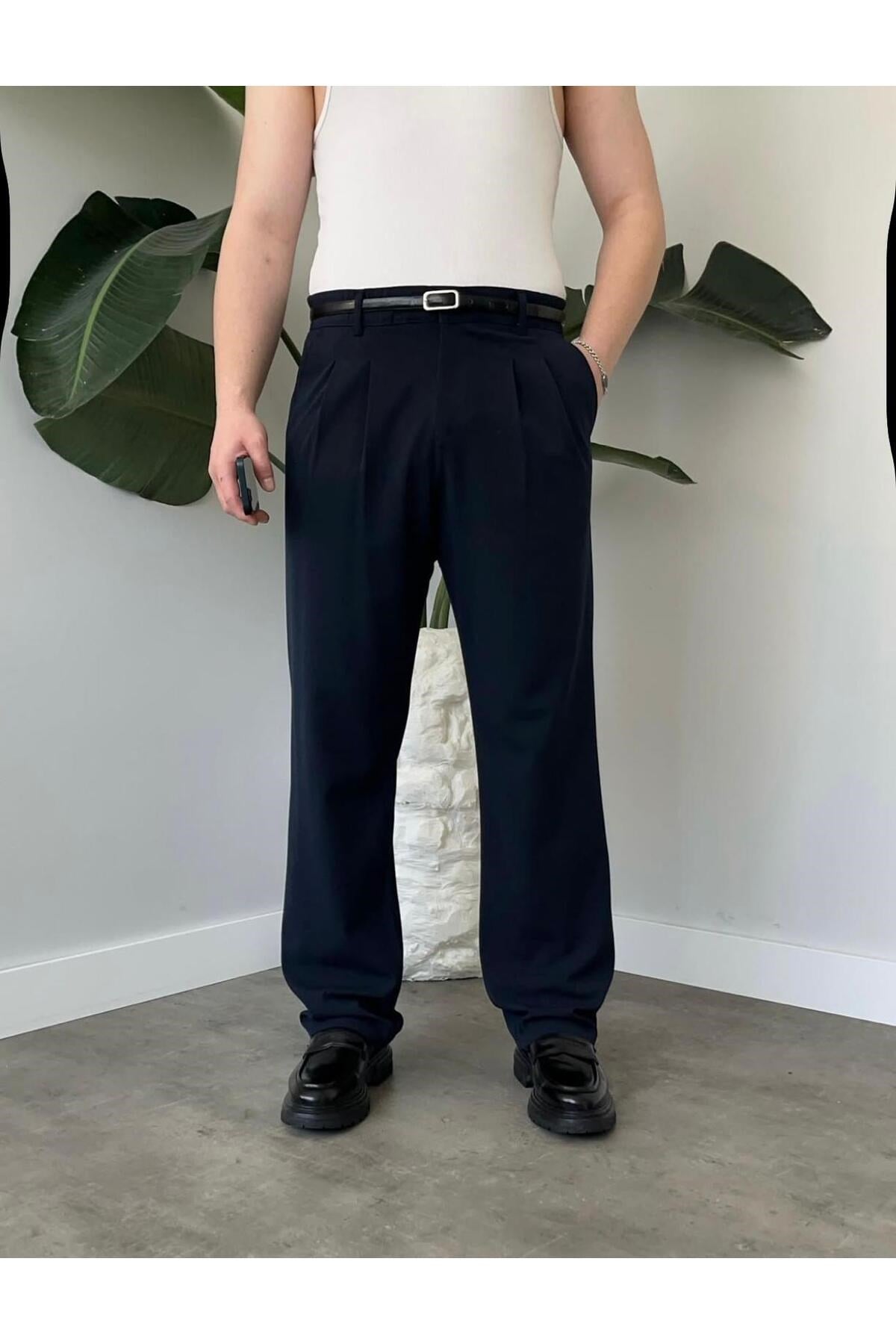Erkek Lacivert Baggy Fit Rahat Kesim Pileli Kumaş Pantolon