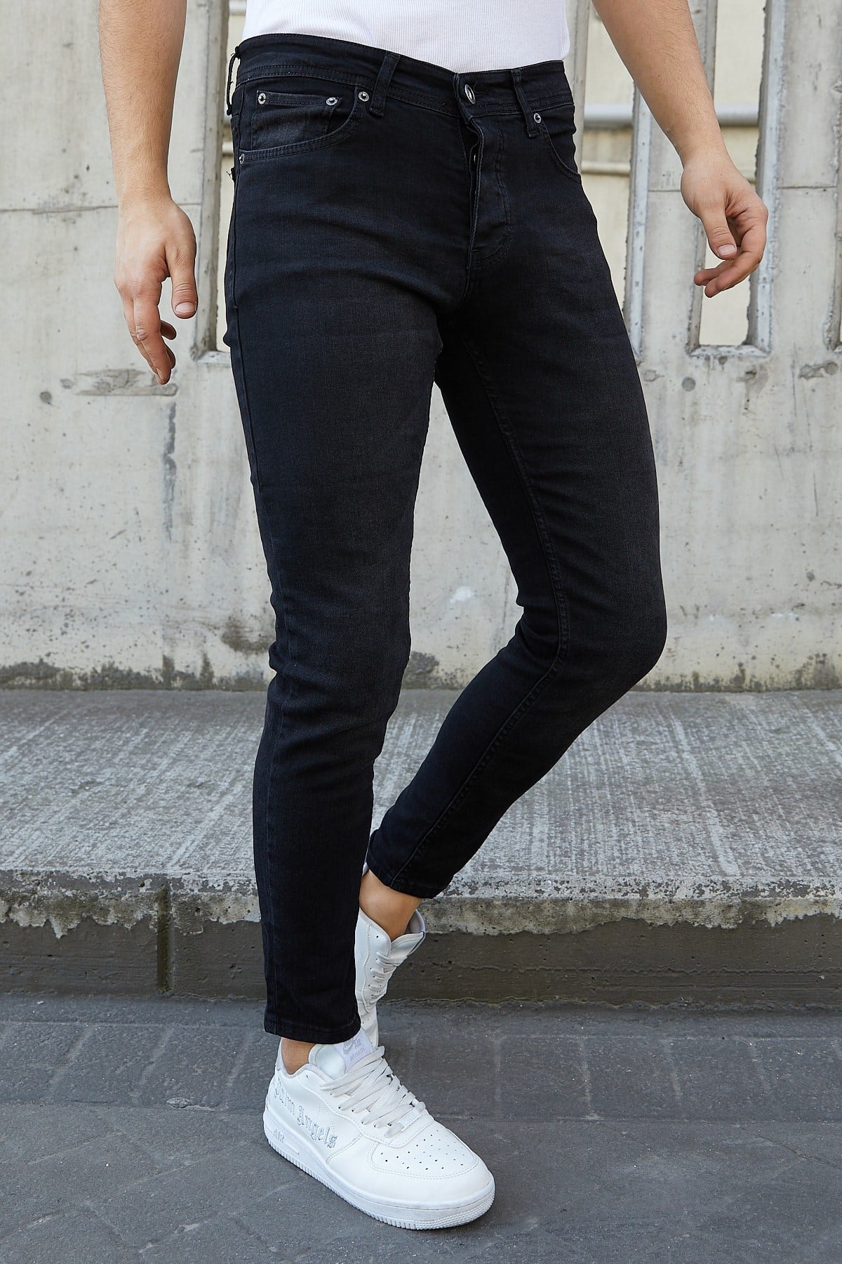 Erkek Siyah Taşlamalı Slim Fit Likralı Jean Pantolon