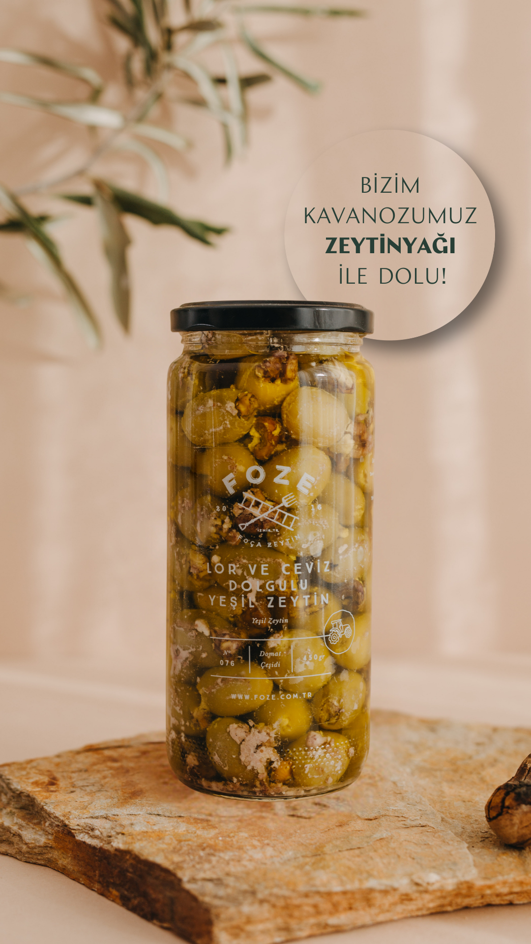 Foze Lor ve Ceviz Dolgulu Yeşil Zeytin