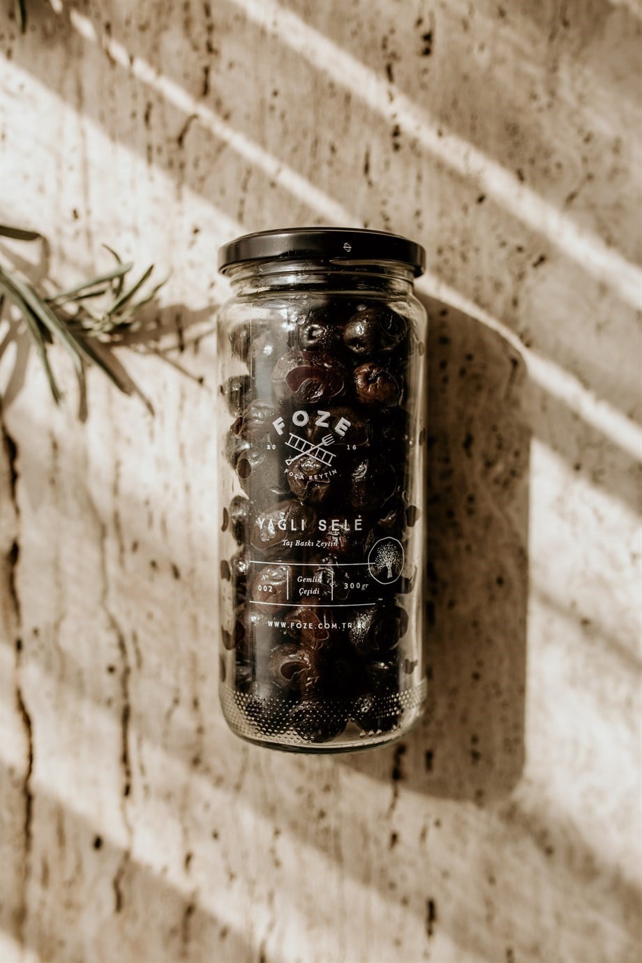 Foze Taş Baskı Doğal Yağlı Sele Siyah Salamura Zeytin