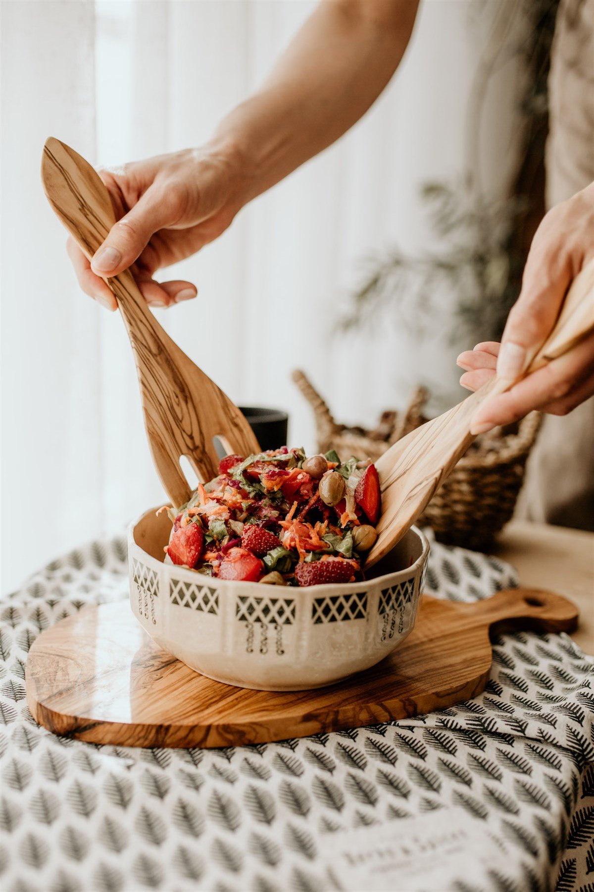 Foze El Yapımı Ahşap Salata Servisi