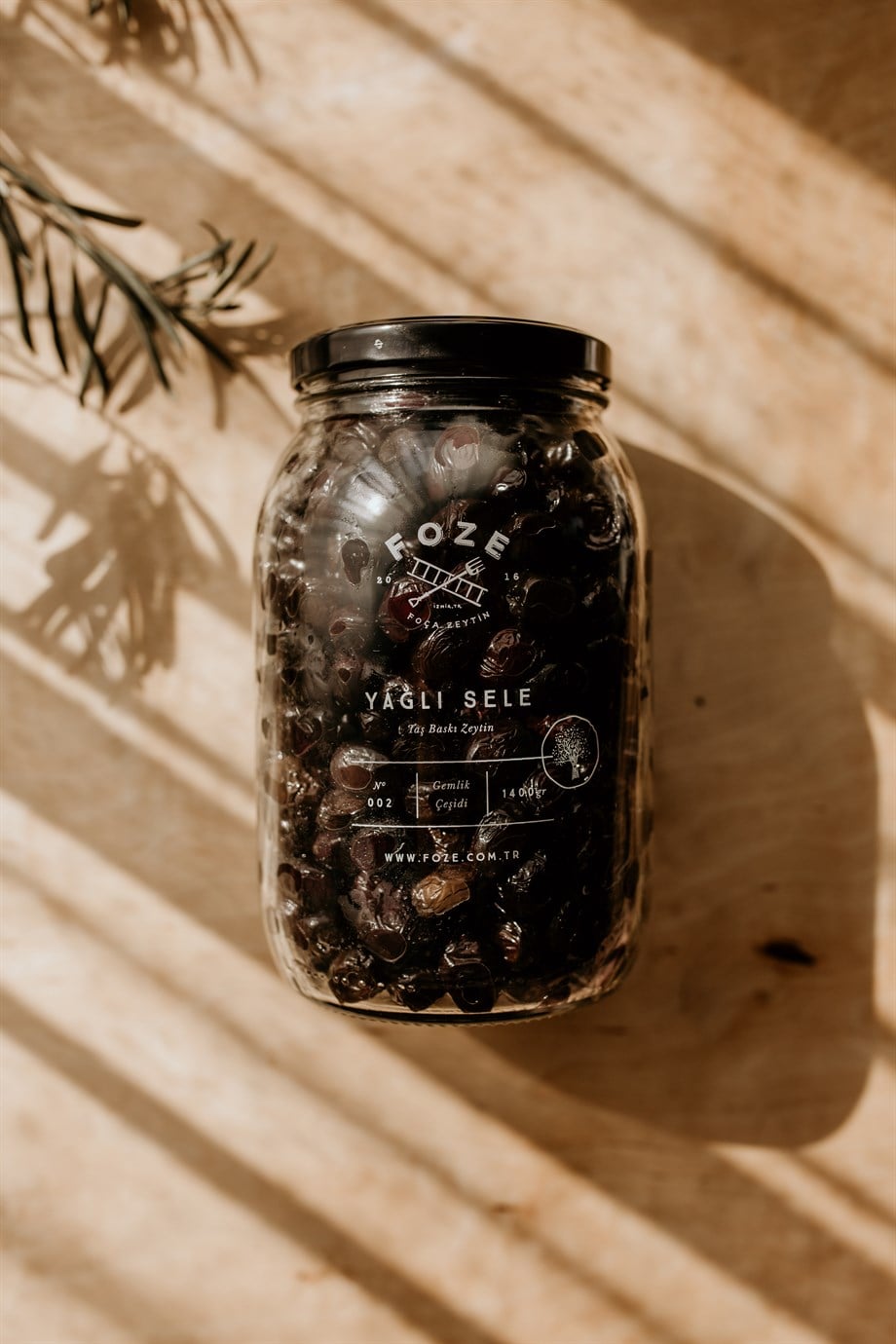 Foze Taş Baskı Yağlı Sele Siyah Zeytin 1400 gr