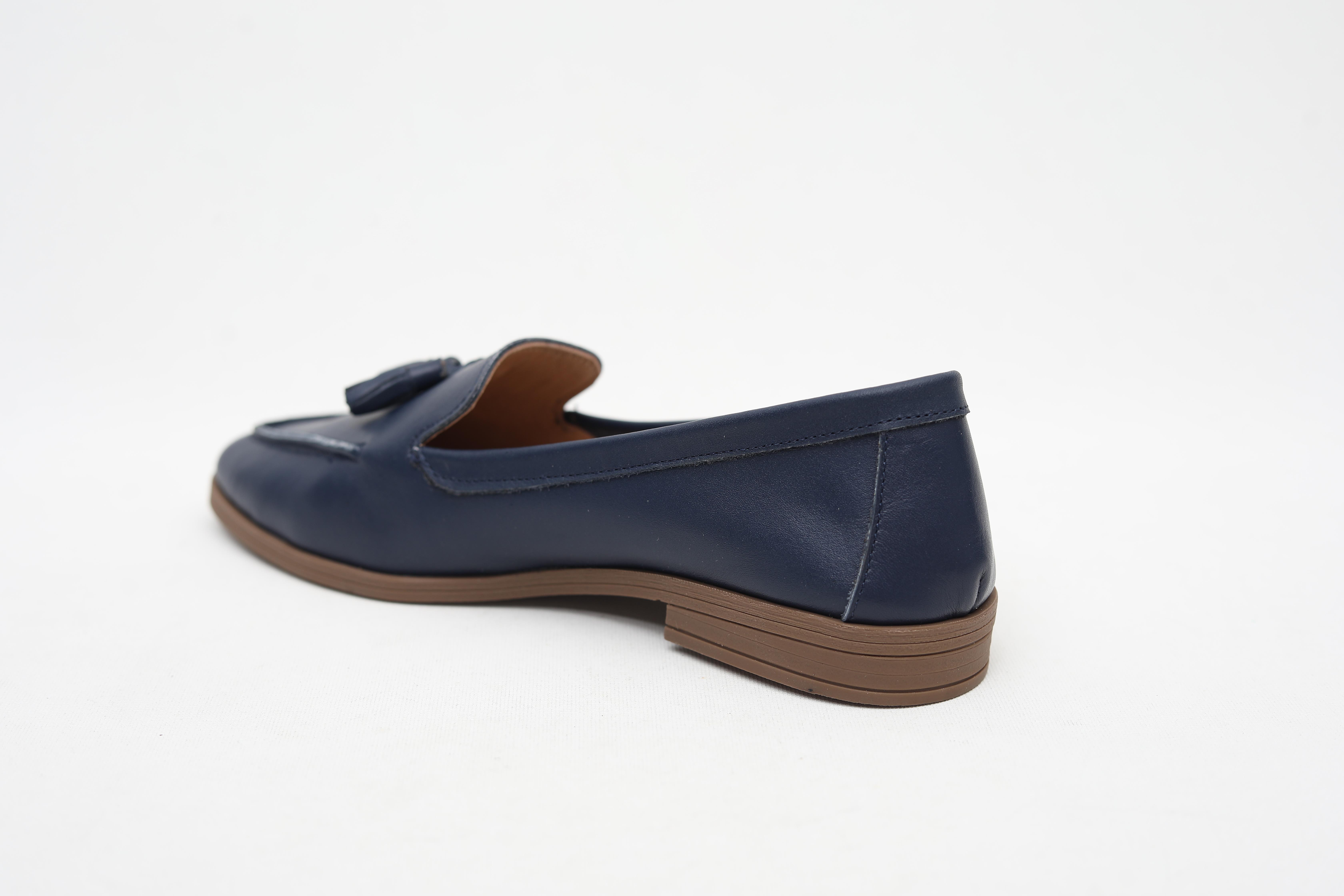 Püsküllü Hakiki Deri Lacivert Kadın Loafer