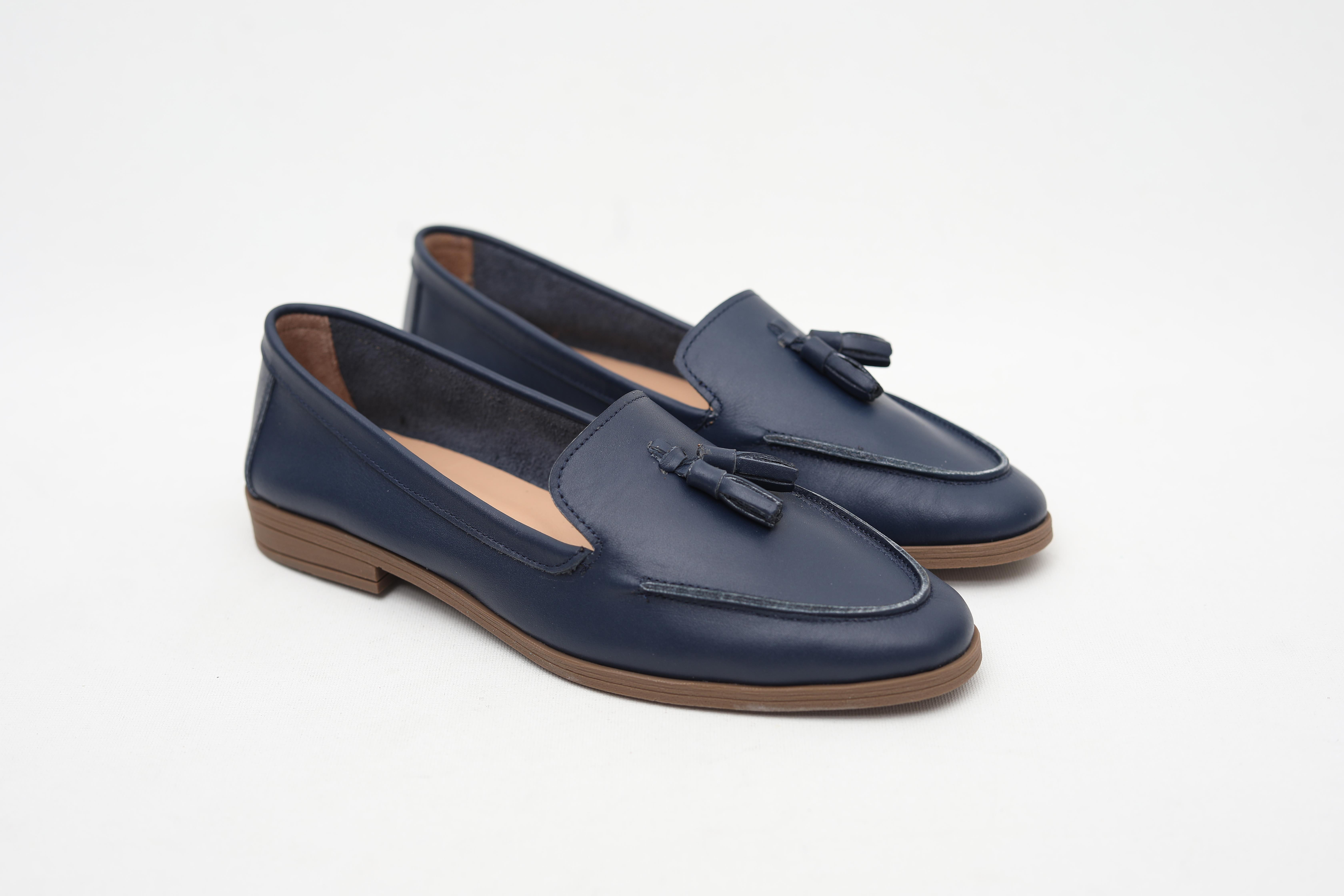 Püsküllü Hakiki Deri Lacivert Kadın Loafer