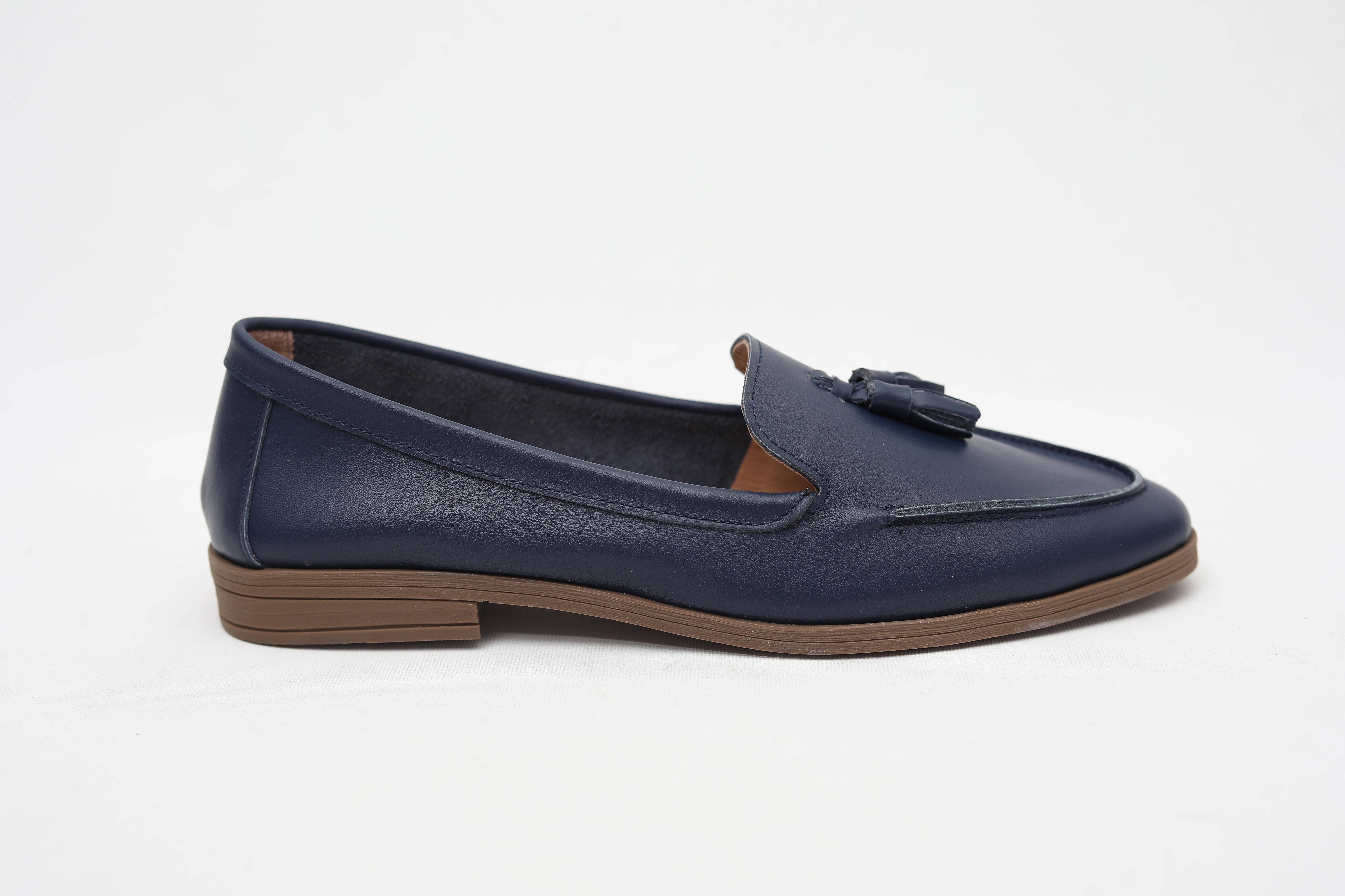 Püsküllü Hakiki Deri Lacivert Kadın Loafer