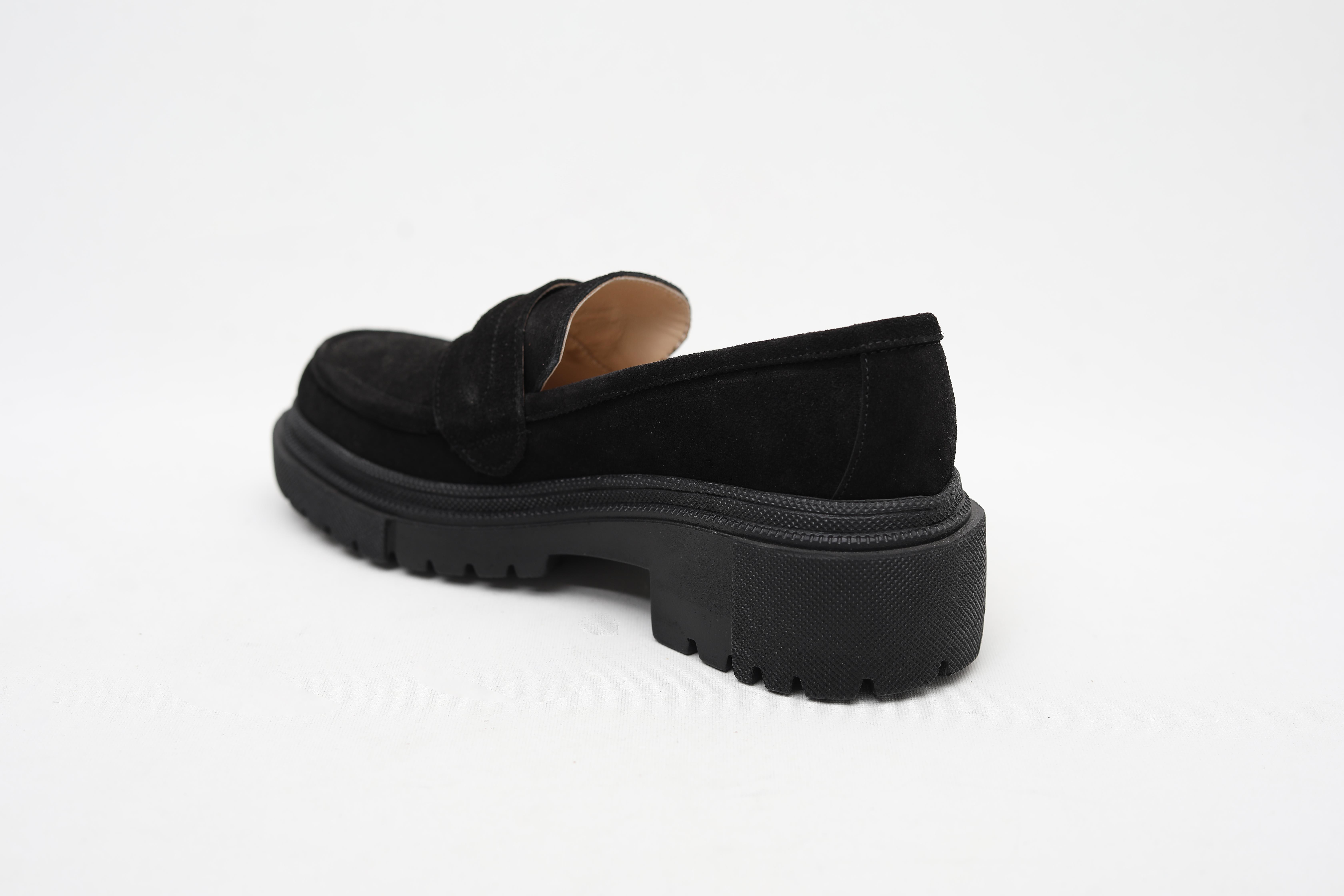 Hakiki Süet Kalın Taban Siyah Kadın Loafer