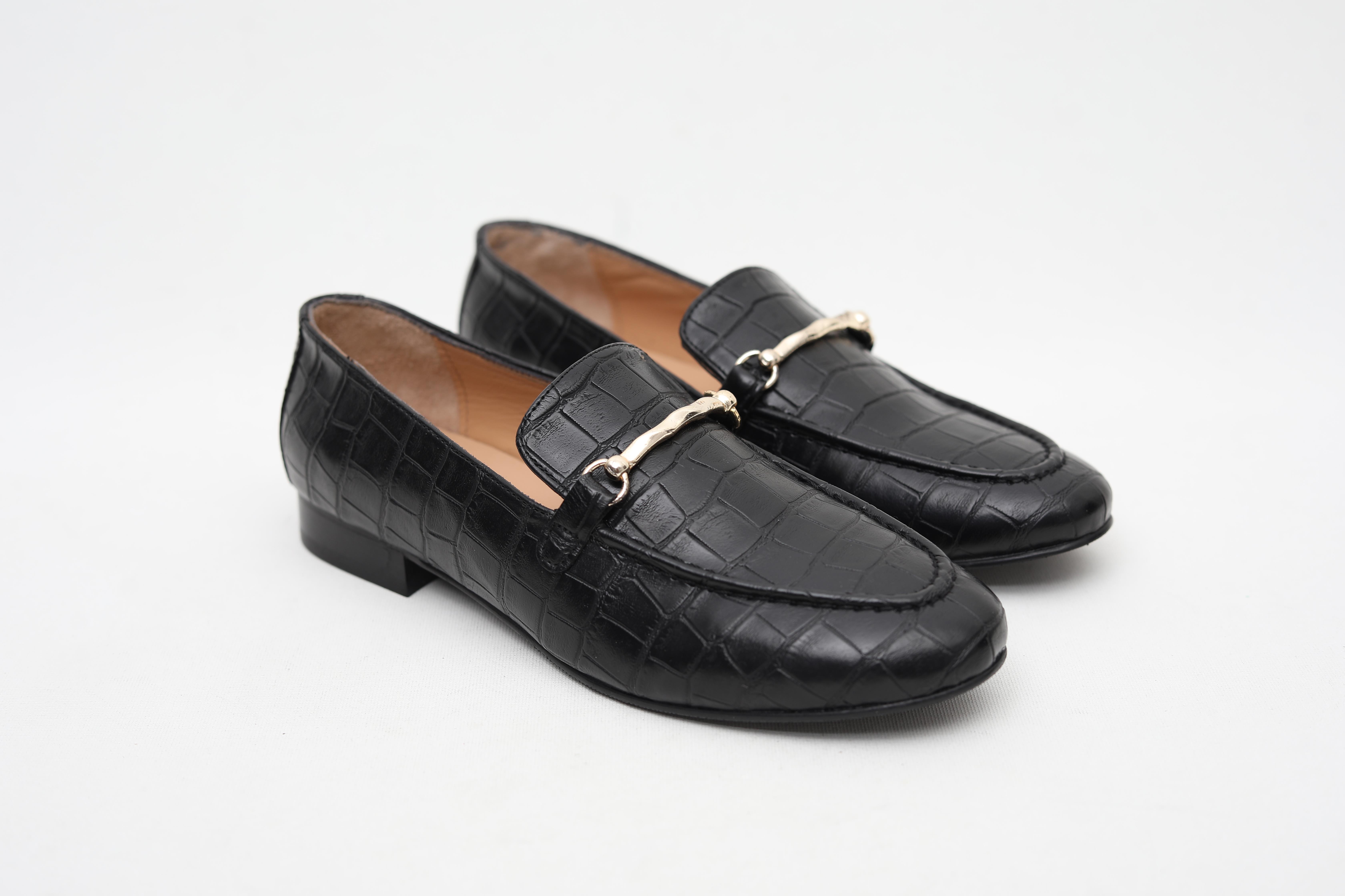 Tokalı Kroko Siyah Kadın Loafer