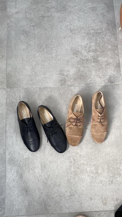 Hakiki Deri Bağcıklı Siyah Kadın Loafer