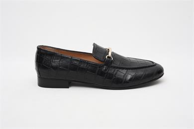 Tokalı Kroko Siyah Kadın Loafer