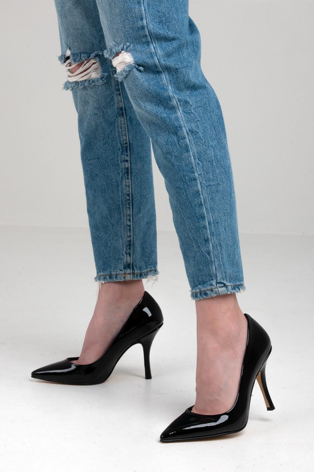 Penny Siyah Stiletto 