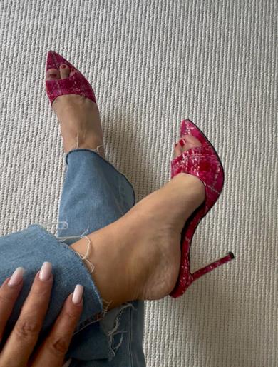 Olympos Pembe Tüvit Kumaş İnce Topuk Terlik 