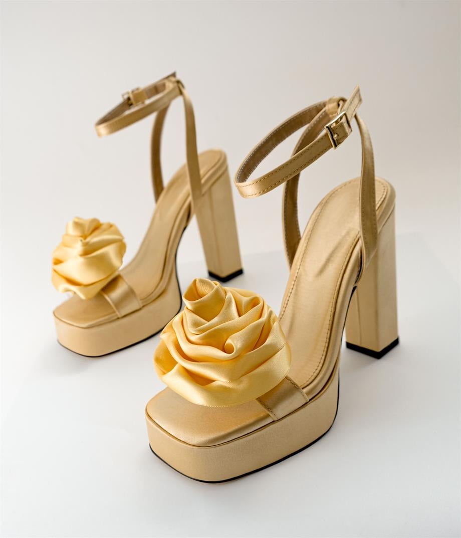 Cino Ten Saten Platformlu Sandalet  