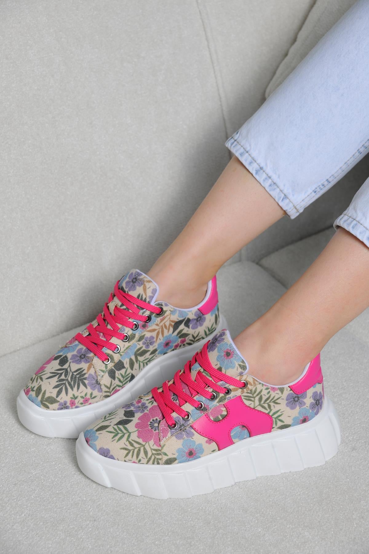 Flower Pembe Çiçek Desenli Sneakers 