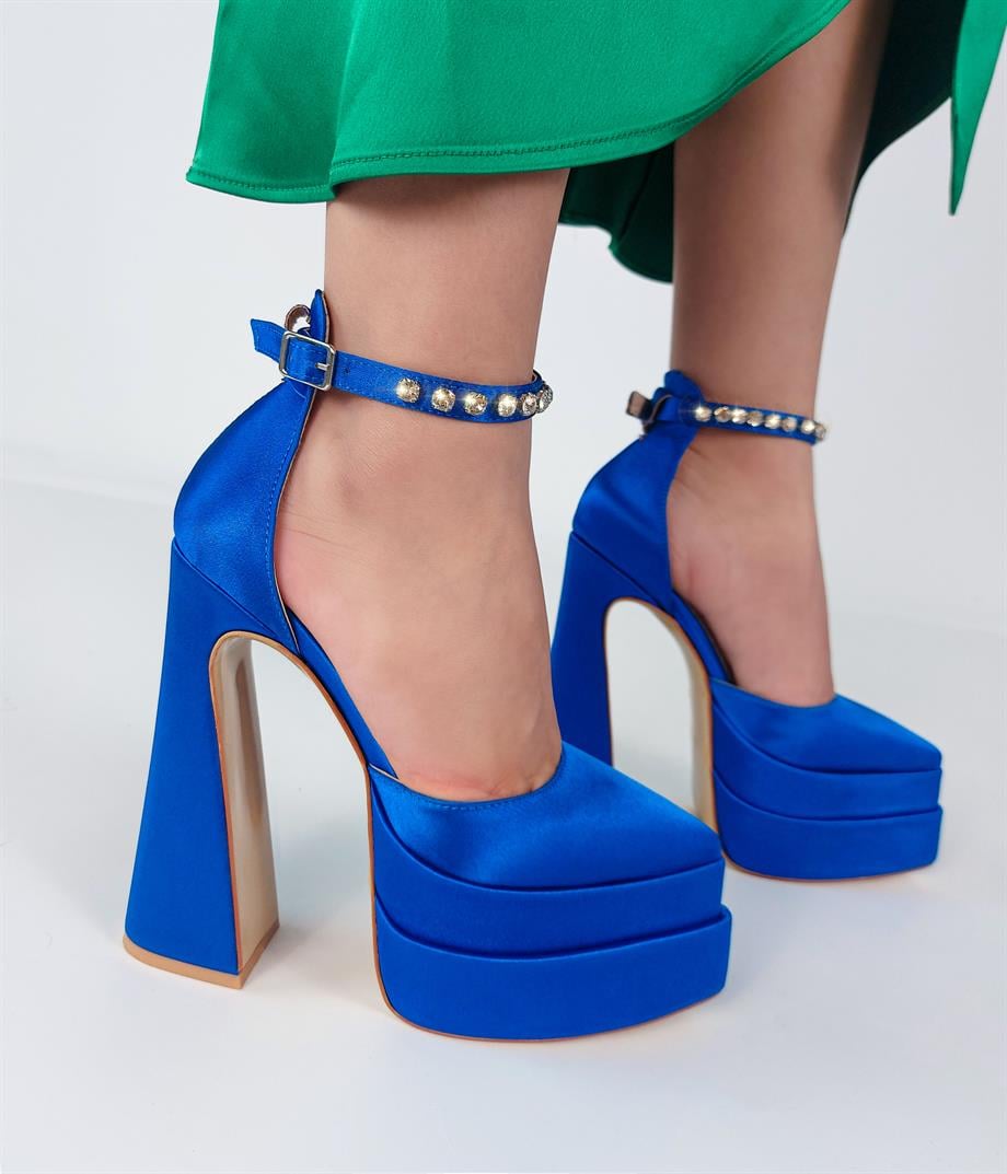 Rocco  Mavi Saten Yüksek Platformlu Sivri  Burun Sandalet 